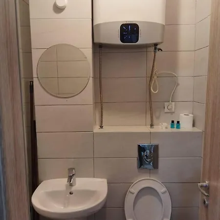 Desilva Residences - Loft Club Apartman